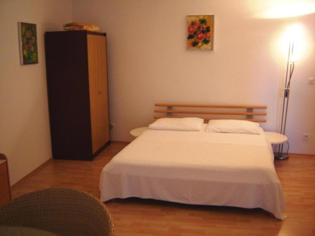 Apartment Zdravka พรีมอชเตน ภายนอก รูปภาพ